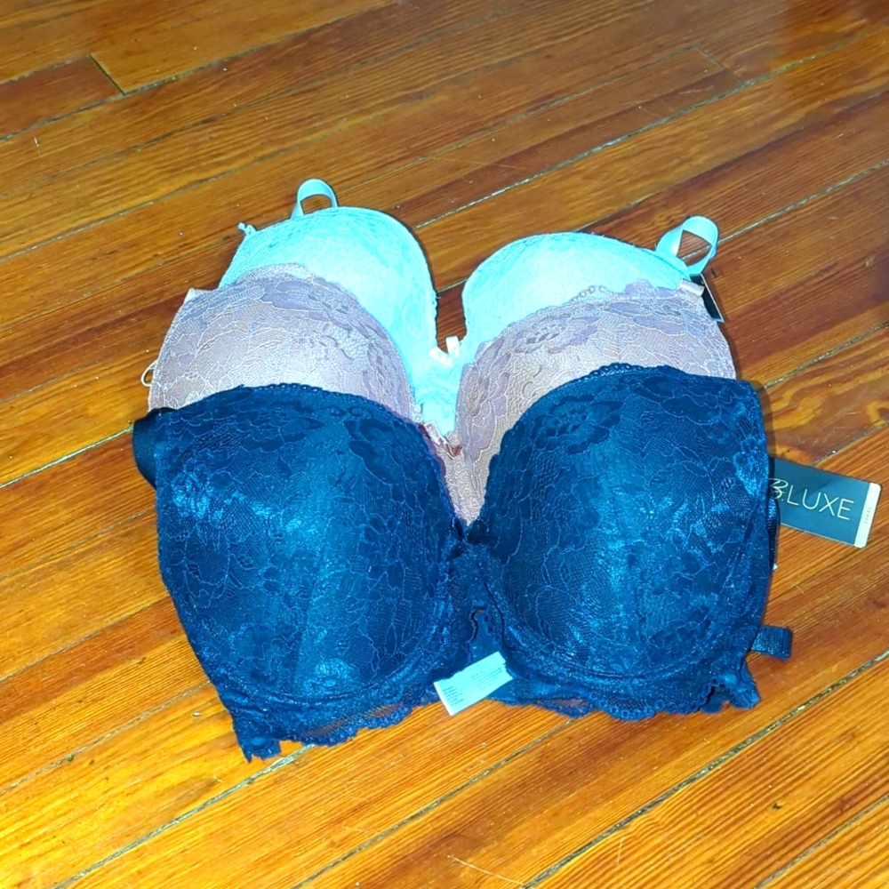Women's BLUXE Bras Size 36D Lightly Lined 2 New 1 Gently Used